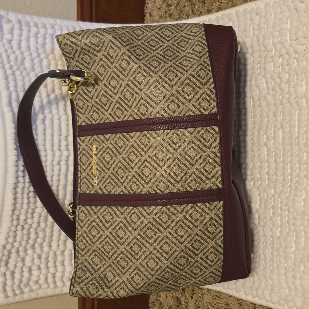 Liz Claiborne handbag